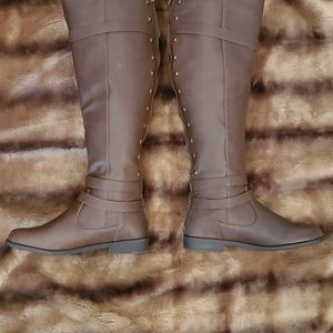 Women's boots